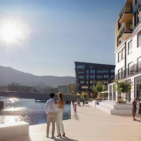 Apartment Sentrums-naer Med Sjoutsikt *